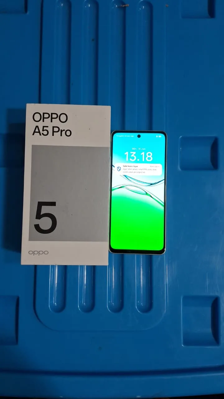 Oppo A5 Pro (Gold, 8GB/256GB)