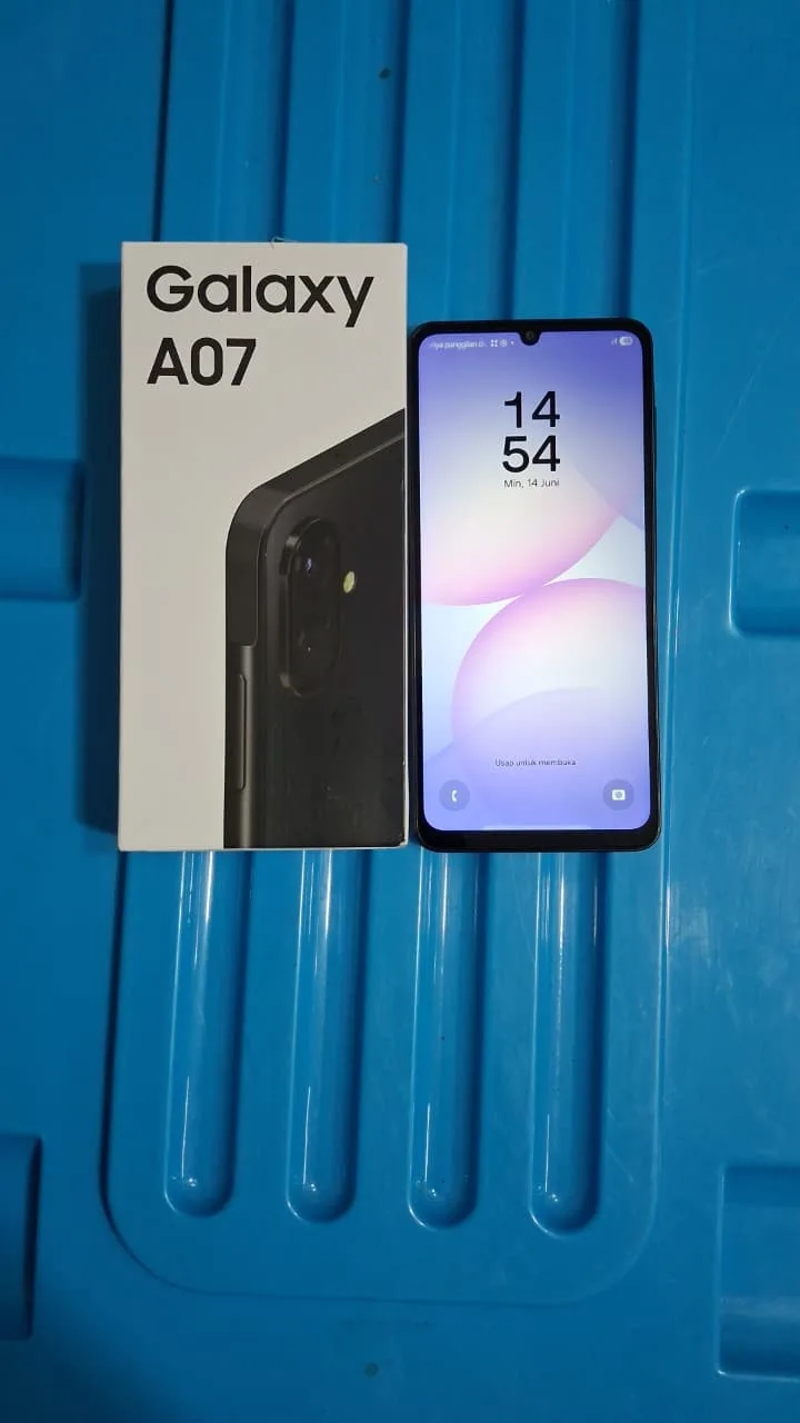 Samsung Galaxy A07 (Hijau Tua, 4GB/128GB)